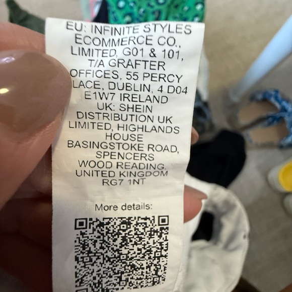 Stylish Black and White Women's Trousers - Picture 6 of 6